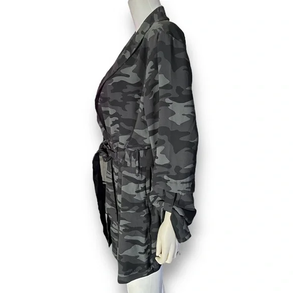 500 Maison Cinqcent Black Gray Camo Print Lightweight Belted Trench Jacket XL - Picture 4 of 9